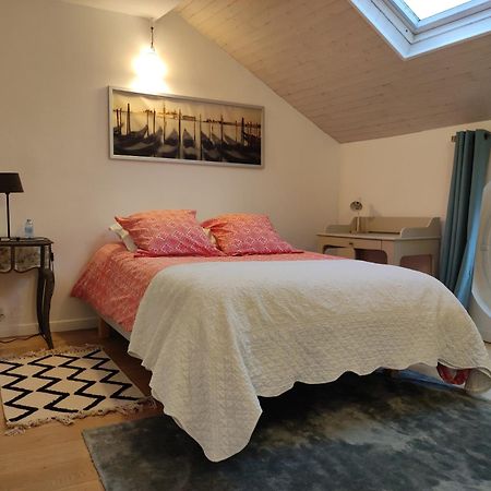 Charme Appartement Entier Pres Paris La Defense Nanterre Сюрен Екстериор снимка